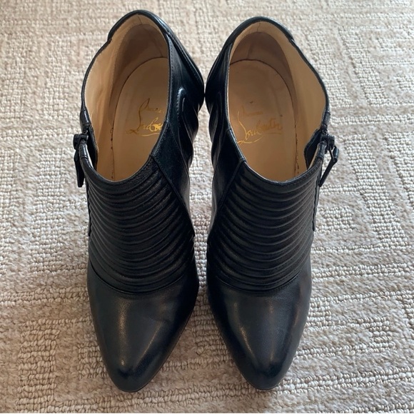 Christian Louboutin Sigourney Ankle Booties Sz 41 - Picture 2 of 7